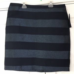 NWT Tommy Hilfiger Skirt